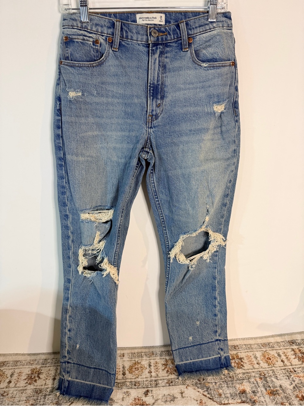 Abercrombie and Fitch High Rise Mom Jean